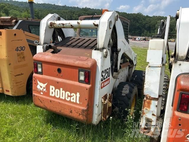Bobcat S250 Kompaktlastere