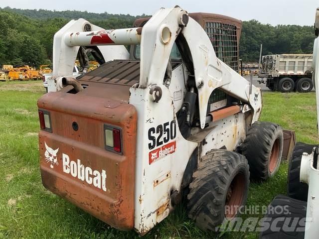 Bobcat S250 Kompaktlastere
