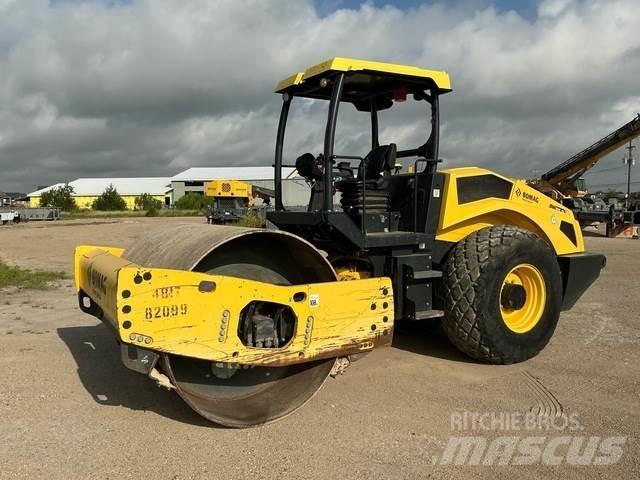 Bomag BW211D-5 Valsetog