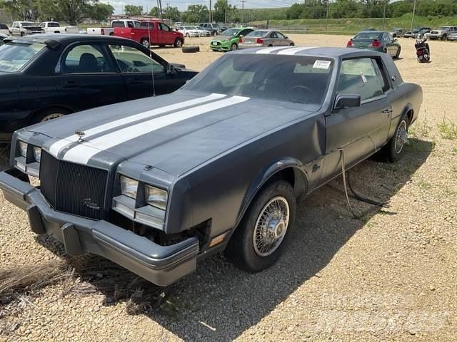 Buick Riviera Personbiler