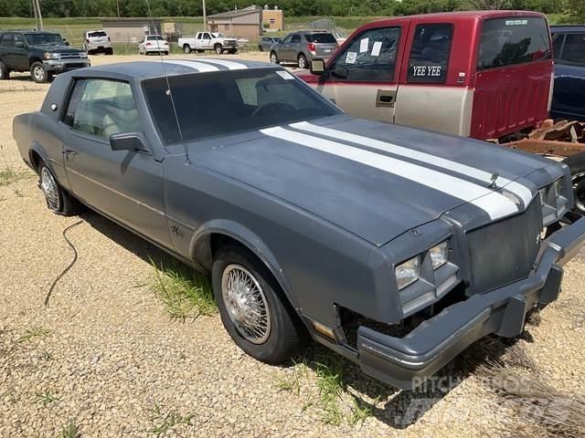 Buick Riviera Personbiler