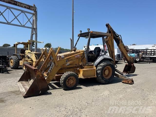 CASE 580L Traktorgravere