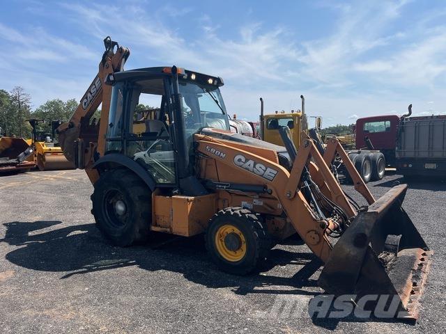 CASE 580N Traktorgravere