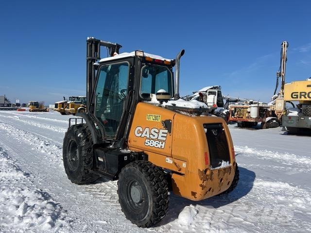 CASE 586H Terrenggående gaffeltruck