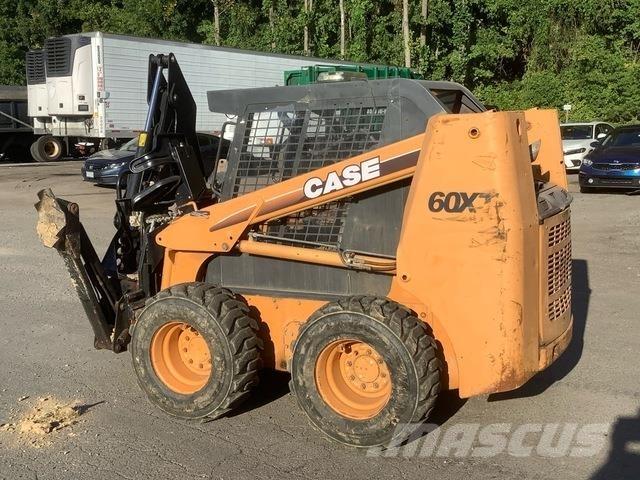 CASE 60XT Kompaktlastere