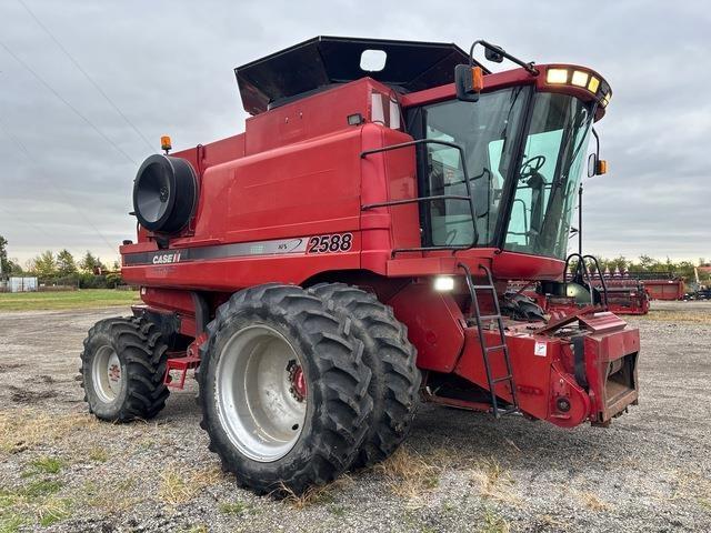 Case IH 2588 Skurtreskere