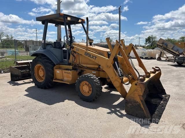 Case IH 570LXT Frontlastere og graveredskap
