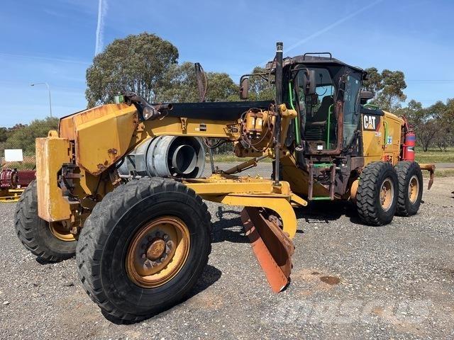 CAT 12M3 Veihøvler