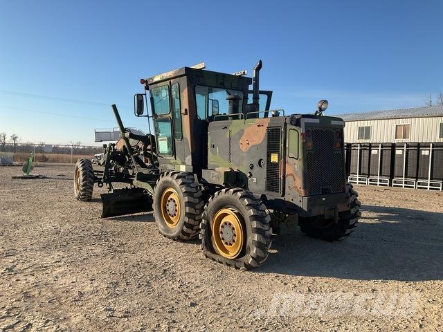 CAT 130G MIL Veihøvler