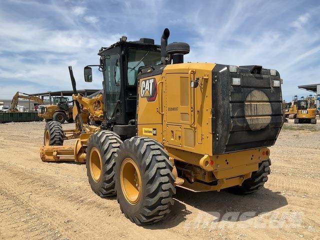CAT 140 Veihøvler