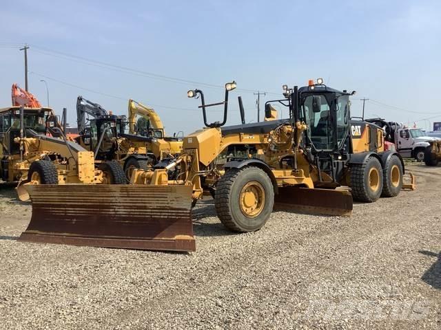 CAT 140M AWD Veihøvler