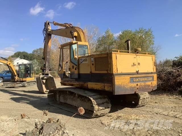 CAT 225 Beltegraver