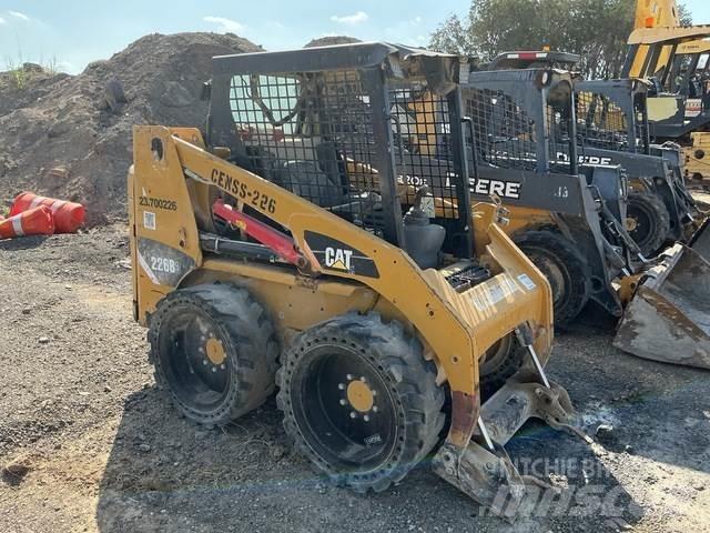 CAT 226B3 Kompaktlastere