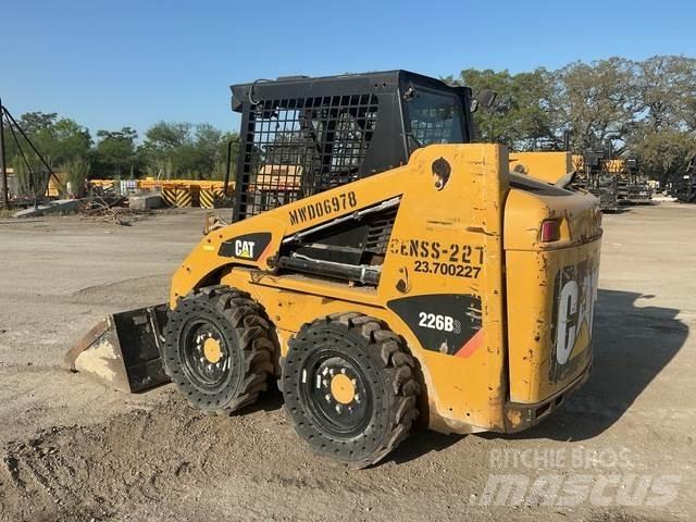 CAT 226B3 Kompaktlastere
