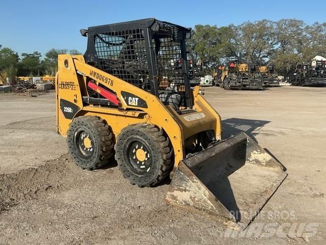 CAT 226B3 Kompaktlastere