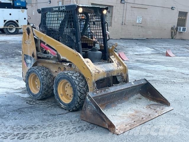 CAT 226B3 Kompaktlastere