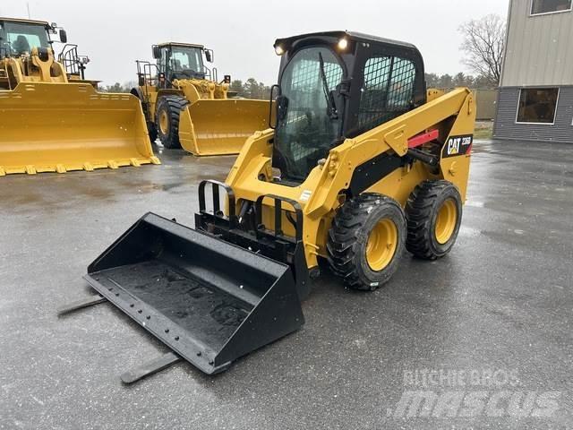 CAT 236D Kompaktlastere