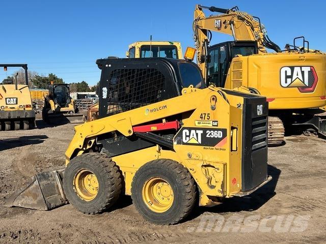CAT 236D Kompaktlastere
