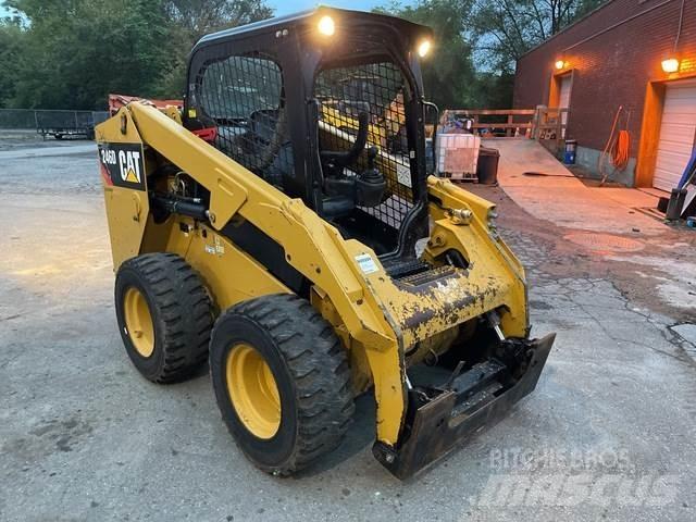 CAT 246D Kompaktlastere