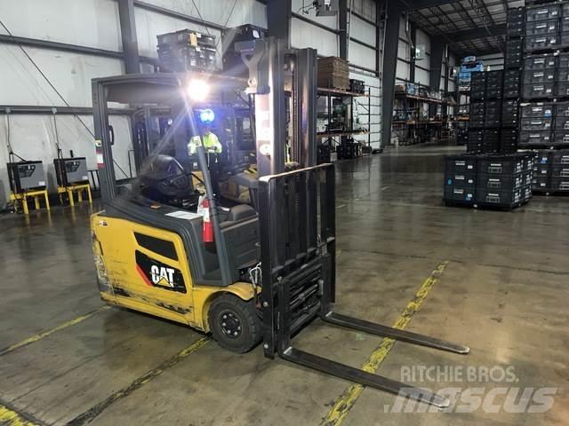 CAT 2ET3000 Elektriske trucker