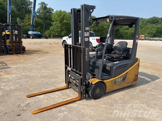 CAT 2ET3000 Elektriske trucker