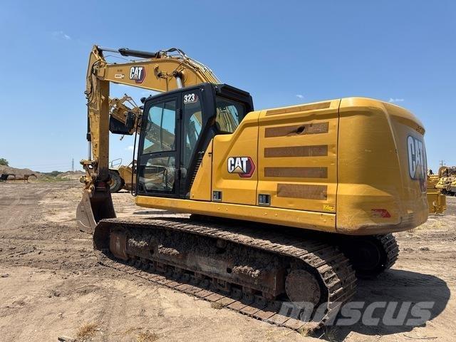 CAT 323 Beltegraver