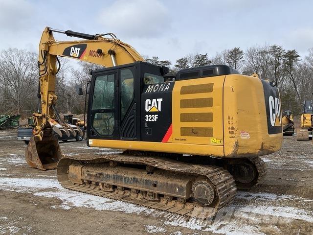 CAT 323F Beltegraver