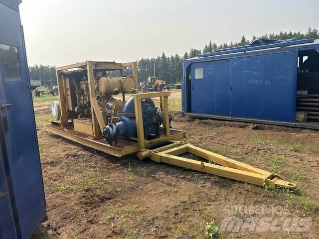 CAT 3406B Vannpumper