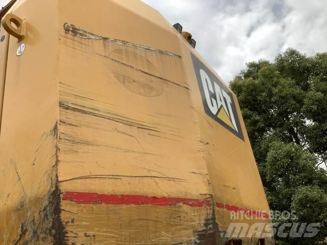 CAT 6015B Beltegraver