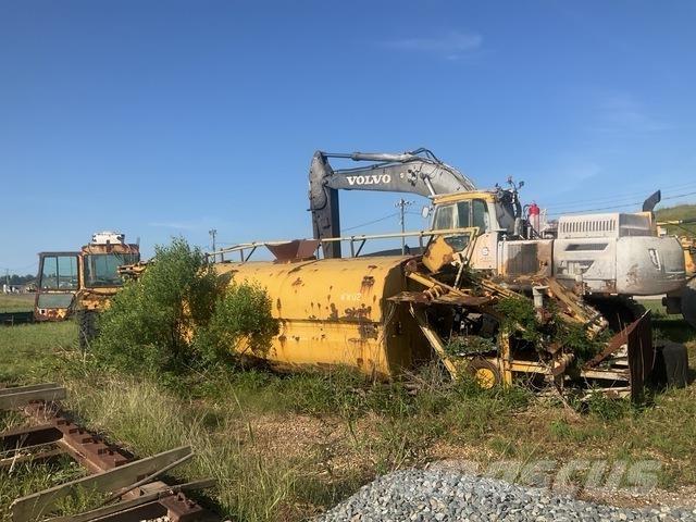 CAT 613C Vanningsvogn for støvdemping