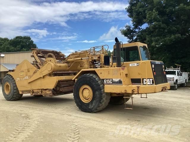CAT 615C Veiskrape