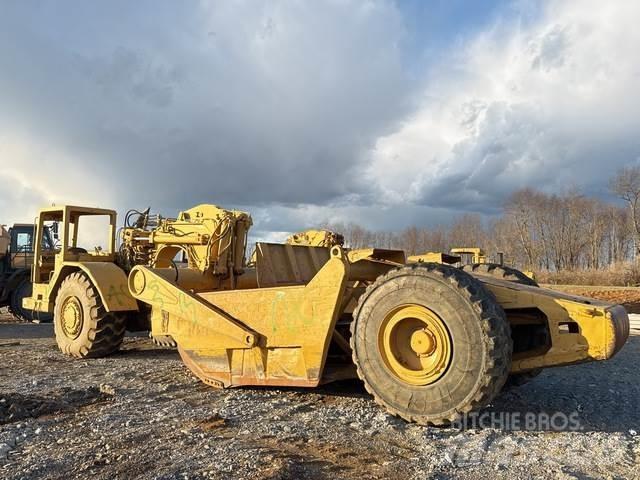 CAT 621B Veiskrape