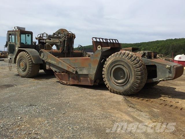 CAT 621B MIL Veiskrape