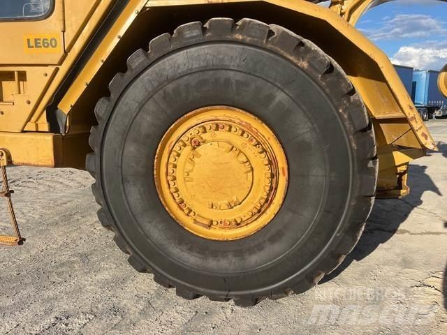 CAT 621G Veiskrape