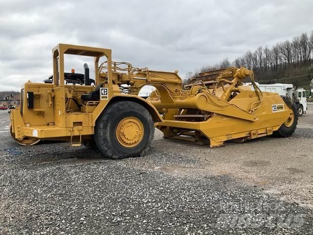 CAT 623B Veiskrape
