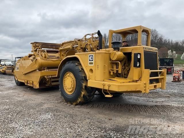 CAT 623B Veiskrape