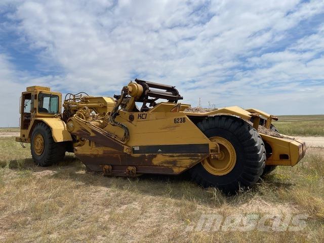 CAT 623B Veiskrape
