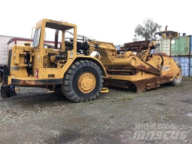 CAT 623B Veiskrape