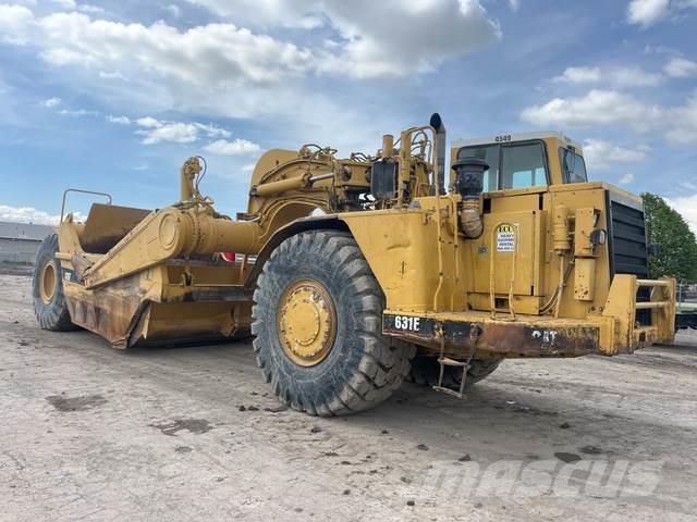 CAT 631E II Veiskrape