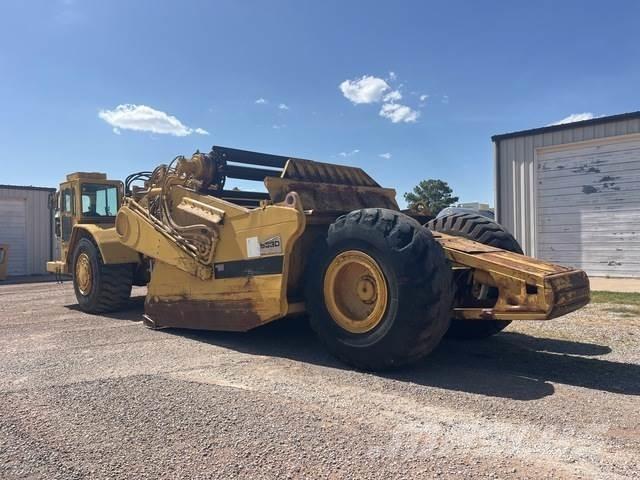 CAT 633D Veiskrape