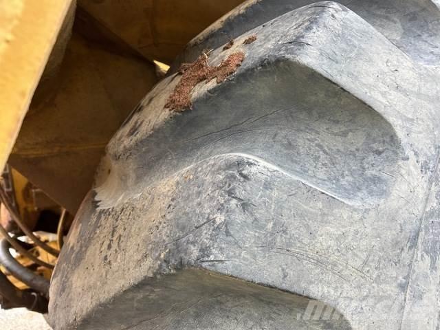 CAT 637D Veiskrape