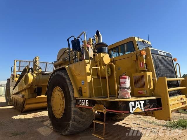 CAT 651E Veiskrape