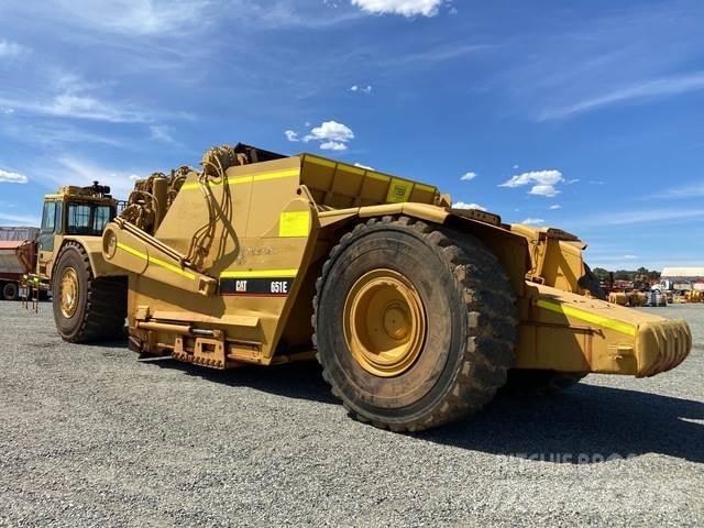 CAT 651E Veiskrape