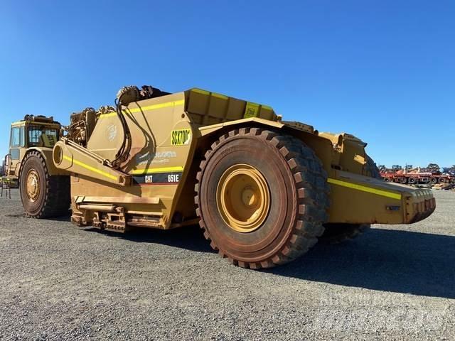 CAT 651E Veiskrape