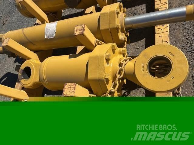 CAT 657E Transport - Annet