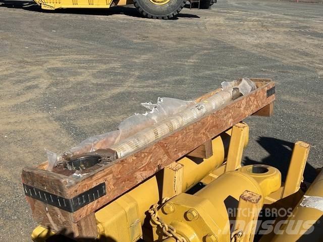 CAT 657E Transport - Annet