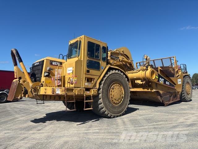 CAT 657G Veiskrape