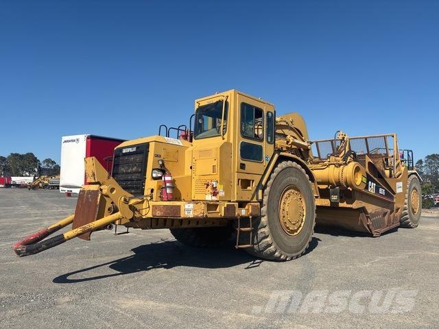 CAT 657G Veiskrape