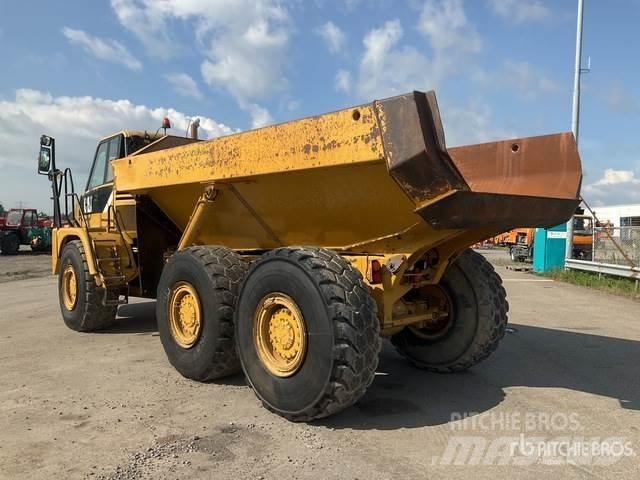 CAT 725 Rammestyrte Dumpere