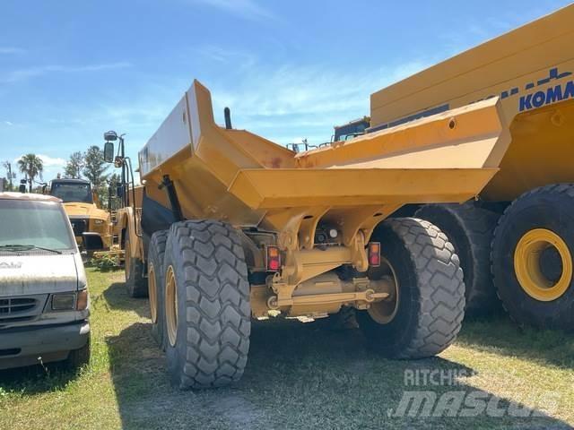 CAT 725C2 Rammestyrte Dumpere